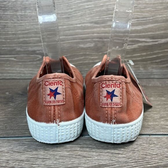 NWT Cienta Rust Canvas Big Girl Sz 3.5/EU 35 Slip On Elastic Cap Toe Sneakers - Picture 4 of 12